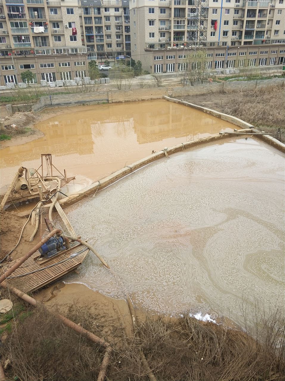 利通沉淀池淤泥清理-厂区废水池淤泥清淤